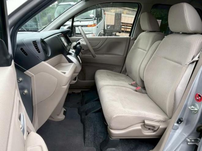 N-WGNＧ　ドライブレコーダー　バックカメラ　ナビ　スマートキー　アイドリングストップ　電動格納ミラー　ベンチシート　ＣＶＴ　Ｂｌｕｅｔｏｏｔｈ　エアコン　パワーステアリング　パワーウィンドウ 4WD 660 5Dr