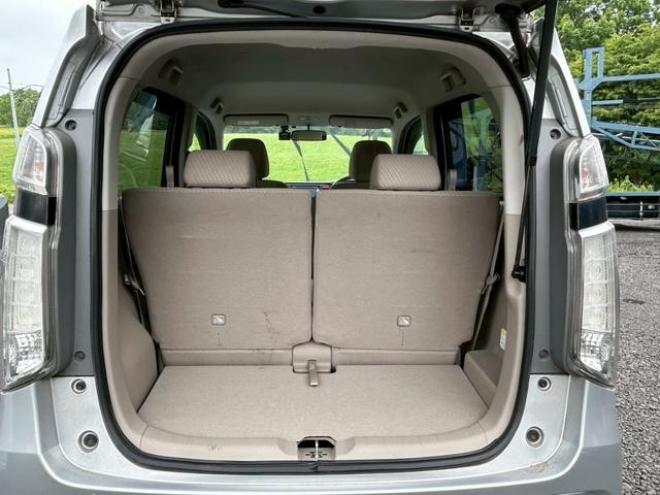 N-WGNＧ　ドライブレコーダー　バックカメラ　ナビ　スマートキー　アイドリングストップ　電動格納ミラー　ベンチシート　ＣＶＴ　Ｂｌｕｅｔｏｏｔｈ　エアコン　パワーステアリング　パワーウィンドウ 4WD 660 5Dr