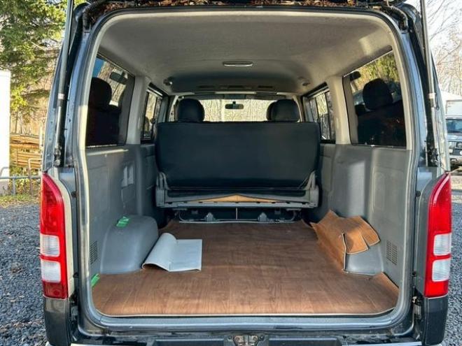 ハイエースバン　４ＷＤ　バックカメラ　ナビ　ＴＶ　衝突被害軽減システム　両側スライドドア　オートライト　電動格納ミラー　ＡＴ　ＣＤ　ＵＳＢ　エアコン　パワーウィンドウ　運転席エアバッグ 4WD 2500(D) 5Dr