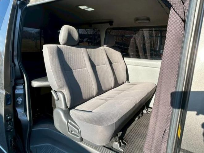ハイエースバン　４ＷＤ　ＥＴＣ　バックカメラ　ナビ　両側スライドドア　ＡＴ　Ｂｌｕｅｔｏｏｔｈ　エアコン　パワーウィンドウ　運転席エアバッグ 4WD 2500(D) 5Dr