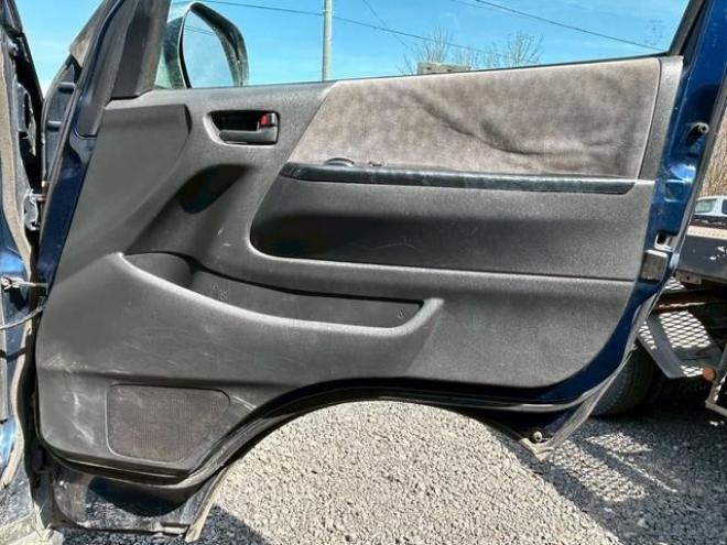 ハイエースバンスーパーＧＬ　ＥＴＣ　バックカメラ　ナビ　ＴＶ　両側スライドドア　ＡＴ　アルミホイール　エアコン　パワーウィンドウ　運転席エアバッグ 4WD 2500(D) 5Dr