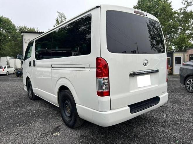 ハイエースバン　４ＷＤ　バックカメラ　ナビ　両側スライドドア　パワーウィンドウ　運転席エアバッグ 4WD 3000(D) 5Dr