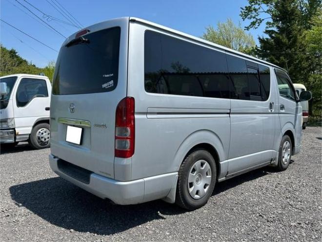 ハイエースバンスーパーＧＬ　４ＷＤ　ナビ　両側スライドドア　電動格納ミラー　ＡＴ　エアコン　パワーウィンドウ　運転席エアバッグ　助手席エアバッグ 4WD 2500(D) 5Dr