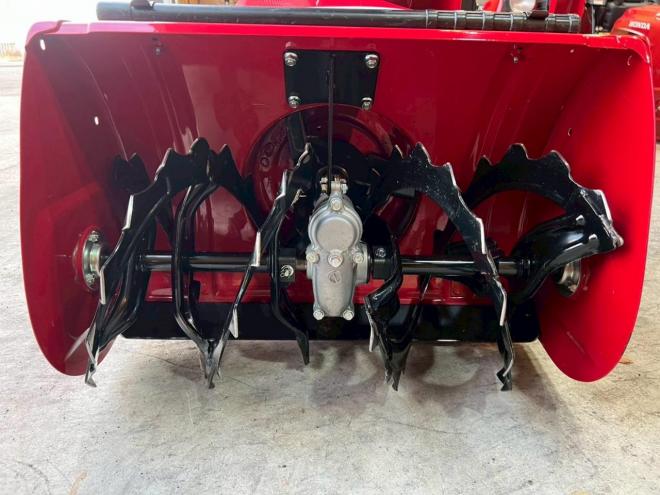 除雪機ホンダ　HSS760ｎ 