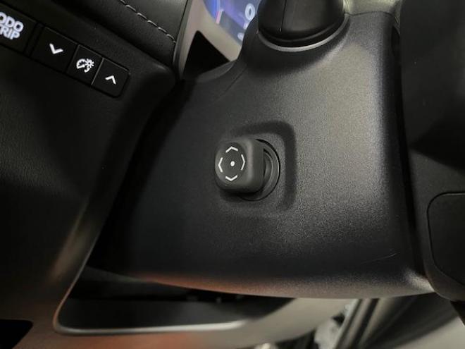 アルファードＺ　本州仕入　寒冷地仕様　禁煙車　トヨタセーフティセンス　左右独立ムーンルーフ　レーダークルーズ　レーントレーシング　純正１８インチＡＷ　ＴＯＹＯ製新品スタッドレスタイヤ　純正ナビ（フルセグ地デジ　Ｂｌｕｅｔｏｏｔｈ　Ｍｉｒａｃａｓｔ）＋バックカメラ＋全方位カメラ　両側パワースライドドア　パワーバックドア　純正ブラックレザーシート　ヘッドアップディスプレイ　電動オットマン　ＬＥＤヘッドライト　デジタルインナーミラー　シートヒーター＆クーラー　前後ドライブレコーダー　ＥＴＣ  4WD 2500 5Dr