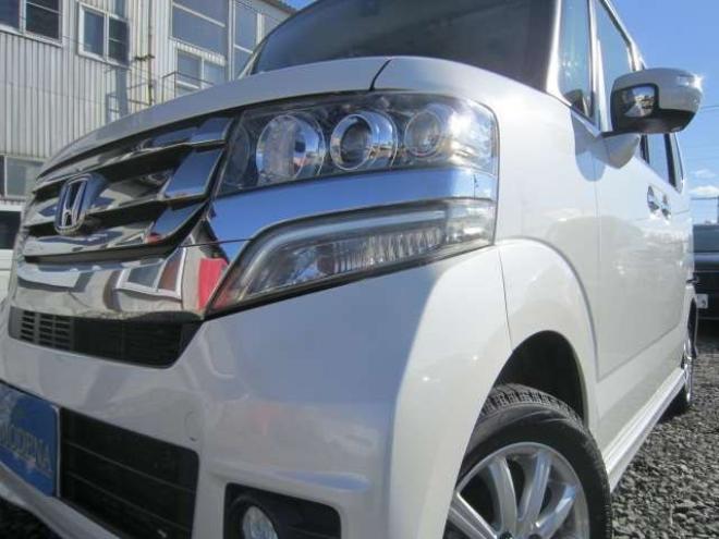 N-BOXカスタムG Lパッケージ 4WD　ワンオーナー パワースラドア ドラレコ エンスタ 夏冬タイヤ 1年間走行無制限保証付 660