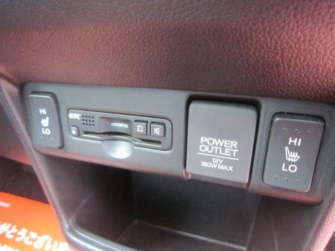 N-BOXカスタムG Lパッケージ 4WD　ワンオーナー パワースラドア ドラレコ エンスタ 夏冬タイヤ 1年間走行無制限保証付 660