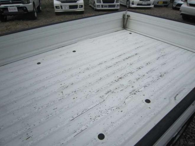 ミニキャブトラック Vタイプ エアコン付 4WD　道外仕入れ 切替式4WD パワステ エアコン スタッドレス+ホイールセット積込み 1年間走行無制限保証付 660