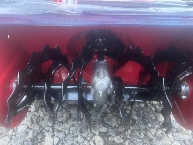 除雪機ホンダHS660 点検・整備・塗装済み