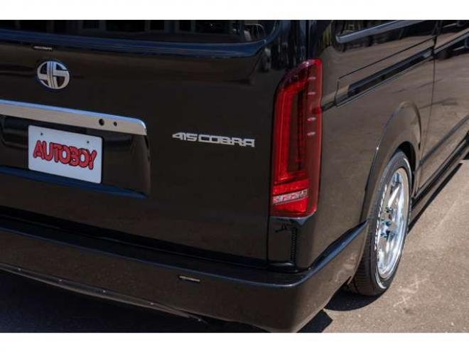 ハイエース2.7 GL ロング ファインテックツアラー 4WD　415COBRA　ファントムヘッドライトシステム&フェイスリフトキット&F/S/R/ルーフスポ/ボンネット/プレステージテールランプ&バッドラッカーSD-6プレミアムフォージッド18インチAW　TOYO　H30　225/50R18 2700