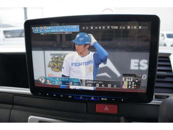 ハイエースバンスーパーロングHR　8人乗りキャンピング4WD　走行充電&外部充電&サブバッテリー　　　&FFヒーター&冷蔵庫&シンク&給排水　アルパインBIG-X&フリップダウン　415COBRAフロントリップ&バッドラッカー17AW　デジタルインナー　全方位カメラ 2700