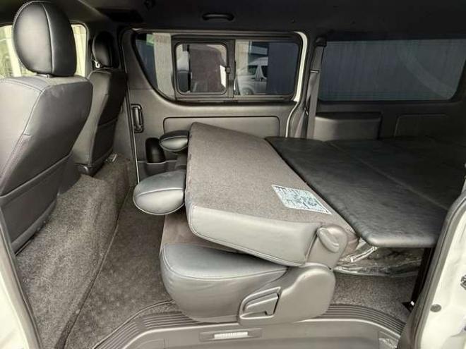 ハイエースバン2.8 スーパーGL ダークプライムII ロングボディ ディーゼルターボ 4WD　ワンオーナー 寒冷地仕様 パノラミックビューモニター デジタルインナーミラー 415COBRA CL-3フロントリップ CL-2サイドステップ　CL-ステップリアバンパー　ステージ2　バッドラッカー18インチアルミ　トーヨーH30 2800