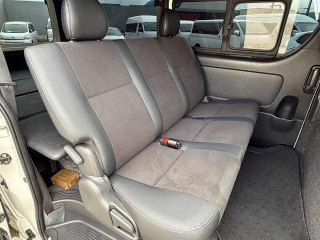 ハイエースバン2.8 スーパーGL ダークプライムII ロングボディ ディーゼルターボ 4WD　ワンオーナー 寒冷地仕様 パノラミックビューモニター デジタルインナーミラー 415COBRA CL-3フロントリップ CL-2サイドステップ　CL-ステップリアバンパー　ステージ2　バッドラッカー18インチアルミ　トーヨーH30 2800