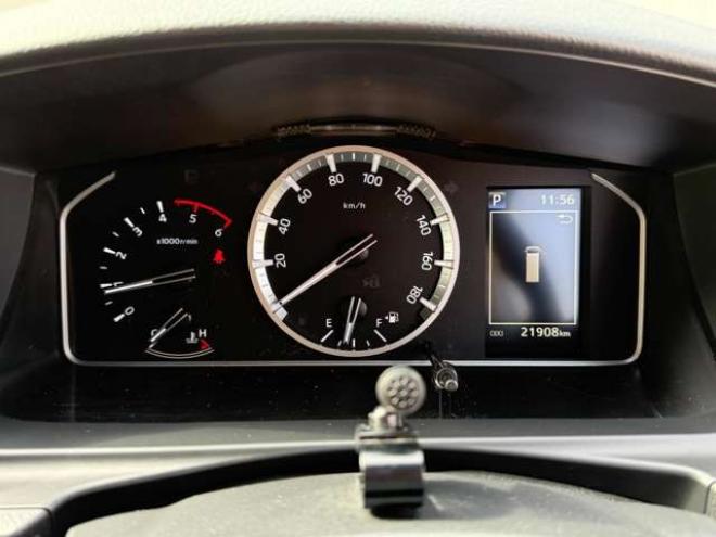 ハイエースバン2.8ダークプライムIIマルチロールトランスポータータイプIロングディーゼルターボ4WD　寒冷地仕様　ワンオーナー　ESSEX　ENCM17インチアルミ　ヨコハマパラダ　ESSEXフロントリップスポイラー　ローフォルムフェンダー　ローダウン　パワースライドドア　LEDテールランプ 2800