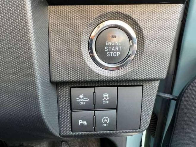 タフトGターボ 4WD　スマートアシスト　スマートキー　プッシュスタート　メモリーナビ　フルセグTV バックカメラ　ガラスルーフ　追従型レーダークルーズ　両席シートヒーター　アイドリングストップ 660