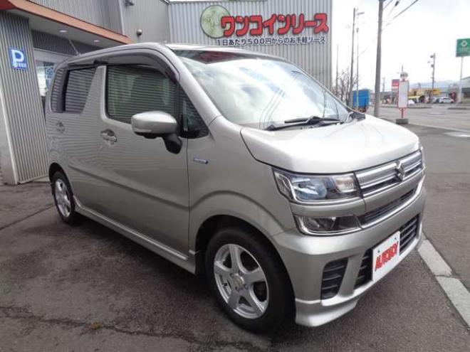 ワゴンRハイブリッド FZ セーフティパッケージ装着車 4WD　ワンオーナー車　全方位モニター　スマートキー 660