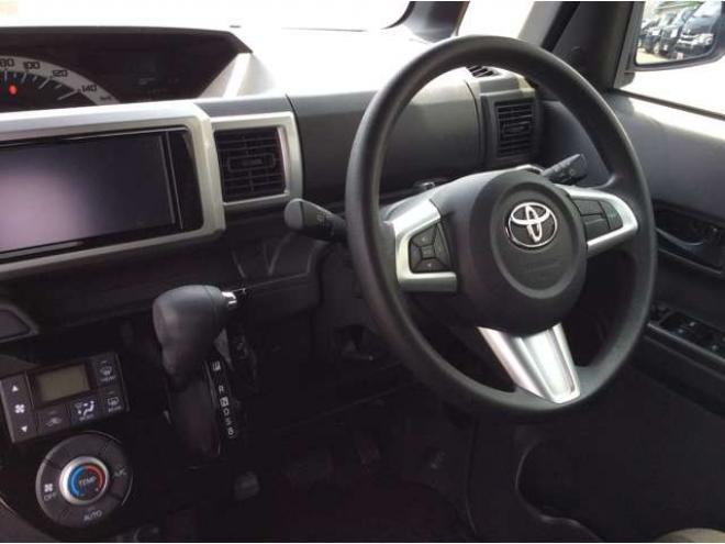 ピクシスメガL SAIII 4WD　両側パワスラ　スマートキー　純正ナビ 660