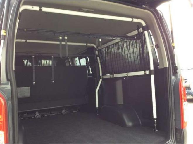 ハイエースバン2.8 スーパーGL ロング ディーゼルターボ 4WD　リアヒーター&クーラー　プッシュスタート　スマキー　ステアリングスイッチ　オートハイビーム　パノラミックビューモニター　純正ナビ　フルセグTV　ドラレコ　ETC　インナーミラー　横滑り防止　フロントフォグ 2800