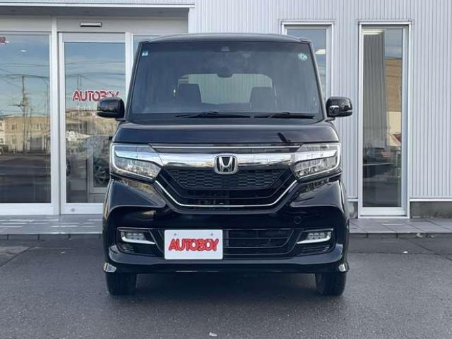 N-BOXカスタム 660 G L ホンダセンシング 4WD　純正ナビ・TV　バックカメラ　両側パワスラ　純正エンジンスターター　プッシュスタート　クルコン　ETC　LEDヘッドライト　フォグランプ　シートヒーター　ドラレコ　bluetooth 660