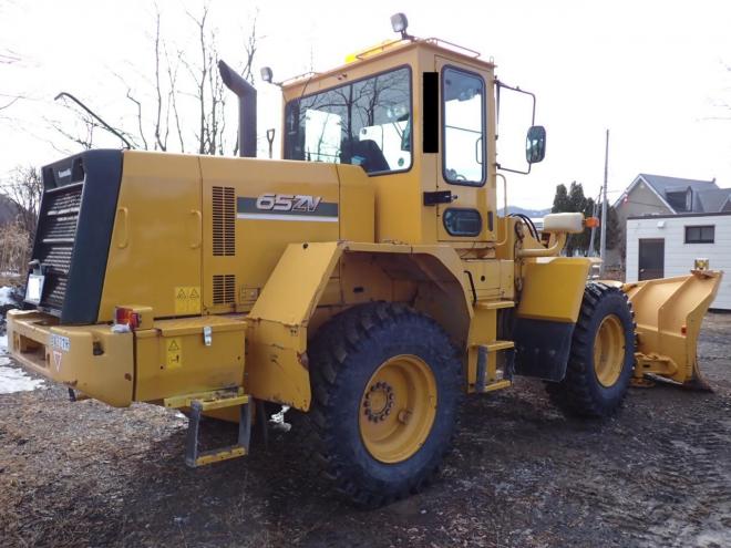 ホイールローダ65DV2 ワンタッチマルチプラウ＆バケット　スパイクタイヤ