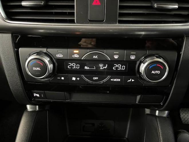 CX-5本州仕入　禁煙車　セーフティクルーズパッケージ　スマートブレーキサポート　レーダークルーズ　誤発進抑制制御　純正１７インチＡＷ　社外１７ＡＷ＋スタッドレスタイヤ付　純正ナビ　Ｂｌｕｅｔｏｏｔｈ 4WD 2200 5Dr