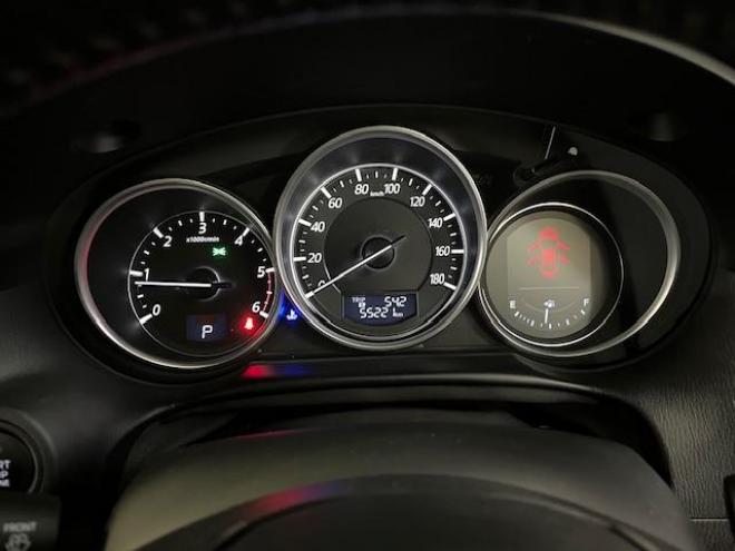 CX-5本州仕入　禁煙車　セーフティクルーズパッケージ　スマートブレーキサポート　レーダークルーズ　誤発進抑制制御　純正１７インチＡＷ　社外１７ＡＷ＋スタッドレスタイヤ付　純正ナビ　Ｂｌｕｅｔｏｏｔｈ 4WD 2200 5Dr