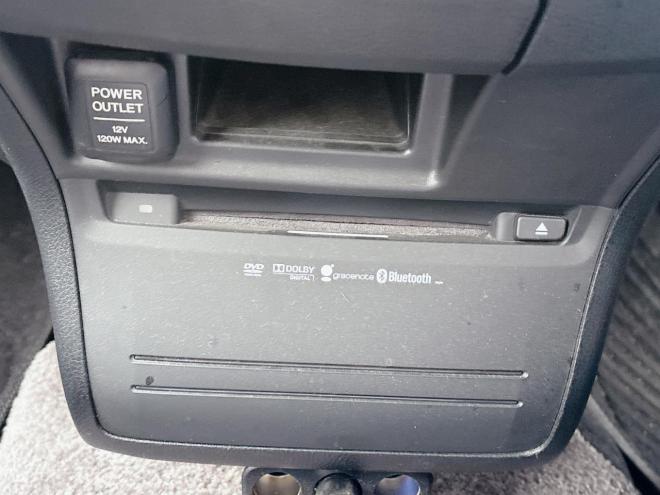 オデッセイ2.4Mエアロパッケージ 4WD　ローンが不安な方＜優遇ローン＞1年保証　純正ナビ　バックカメラ