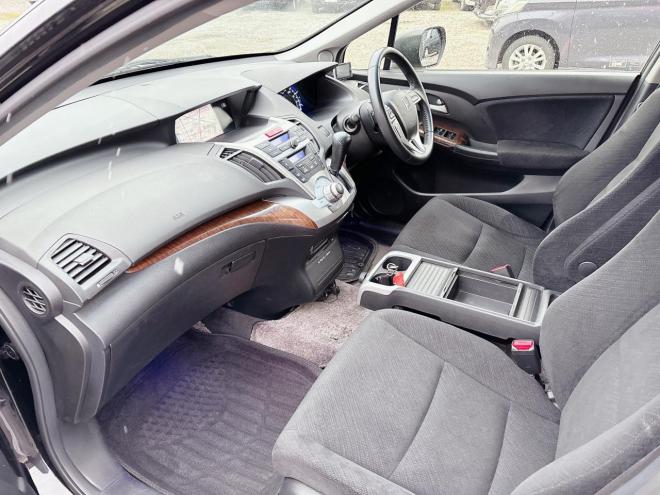 オデッセイ2.4Mエアロパッケージ 4WD　ローンが不安な方＜優遇ローン＞1年保証　純正ナビ　バックカメラ