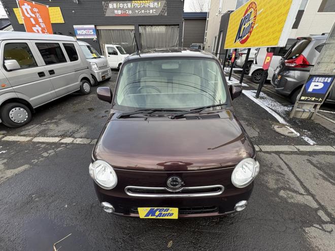 ミラココアMIRA COCOA 4WD X錆の少ない本州仕入　お洒落なスマートキー（スペアーアリ）　便利なBluetooth純正ナビＴＶ　アルミ　アイドリングストップ　バイザー　スタットレス　全磨き済　エンジンオイル交換 4WD 660 5Dr