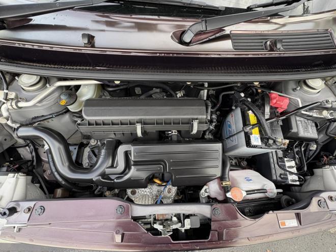 ミラココアMIRA COCOA 4WD X錆の少ない本州仕入　お洒落なスマートキー（スペアーアリ）　便利なBluetooth純正ナビＴＶ　アルミ　アイドリングストップ　バイザー　スタットレス　全磨き済　エンジンオイル交換 4WD 660 5Dr