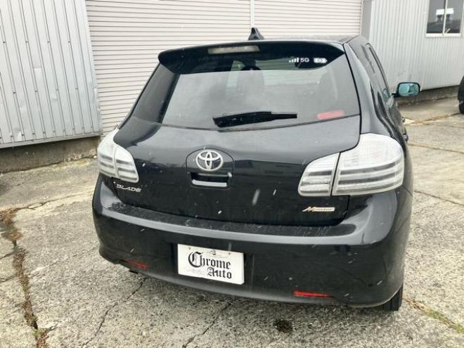 ブレイドベースグレード 4WD 2400 5Dr