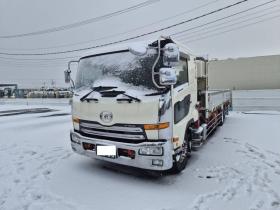 クオン　増トン車　5段クレーン＆ラジコン　苫小牧ヤード