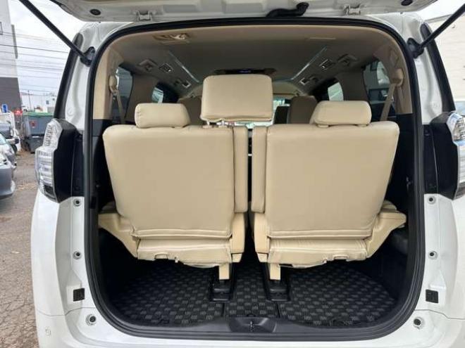 ヴェルファイアハイブリッド 2.5 V E-Four 4WD　社外アルミ　オートミラー　ETC　ドライブレコーダー　ローダウン　ワンオーナー　両側電動スライドドア　パワステ　パワーウィンドウ　ベージュ革シート　純正ナビ　バックカメラ　ABS　キーレスエントリー 2500