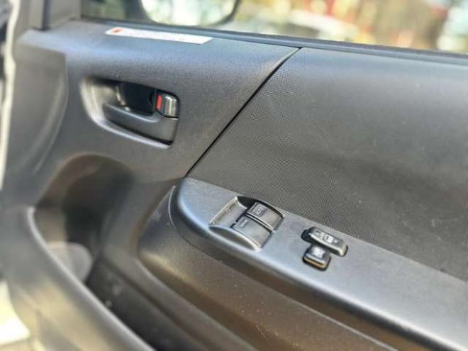 ハイエースバン3.0 DX ロング ハイルーフ GLパッケージ ディーゼルターボ 4WD　純正ナビTV　バックカメラ　寒冷地仕様　キーレス　ETC　ワンオーナー　パワーウィンドウ　パワステ　両側スライドドア 3000