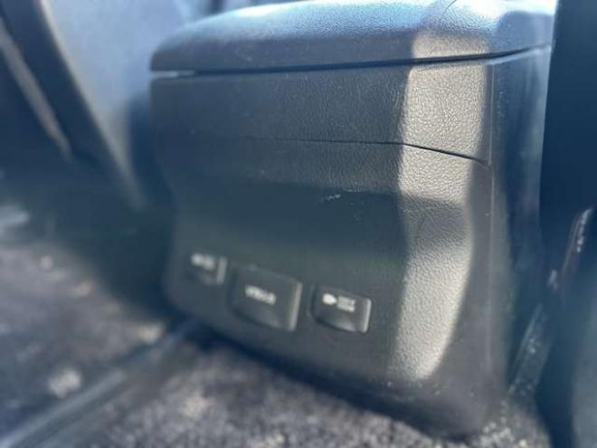 ヴェルファイア3.5 Z プラチナセレクションII 4WD　両側電動スライドドア　パワステ　パワーウィンドウ　ABS　クルーズコントロール　電動リアゲート　地デジナビ　バックカメラ　ETC　キーレス　純正アルミ　3列シート　後席モニター 3500