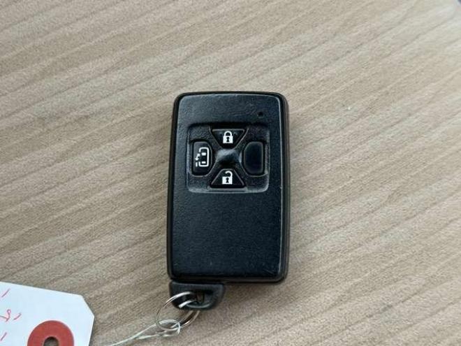 エスティマハイブリッド2.4 X 4WD　ETC　地デジ　クルーズコントロール　純正オーディオ　バックカメラ　両側スライドドア左側電動　3列シート　パワステ　パワーウィンドウ　純正アルミ　ABS　キーレスエントリー 2400