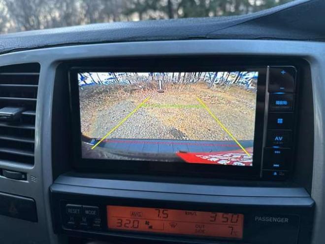 ハイラックスサーフ2.7 SSR-X 4WD　社外地デジナビ　バックカメラ　ウーハー　ドライブレコーダー　ルーフキャリア　ETC　オールテレーンタイヤ　リフトアップ　サンルーフ　社外アルミホイール　ABS　パワーウィンドウ　パワステ　社外グリル 2700