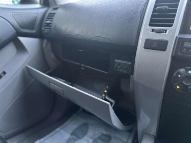 ハイラックスサーフ2.7 SSR-X 4WD　社外地デジナビ　バックカメラ　ウーハー　ドライブレコーダー　ルーフキャリア　ETC　オールテレーンタイヤ　リフトアップ　サンルーフ　社外アルミホイール　ABS　パワーウィンドウ　パワステ　社外グリル 2700