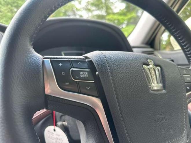 クラウンアスリート ハイブリッド 2.5 S Four 4WD　TVナビ/Bカメラ/クルコン/AW/PS/PW 2500