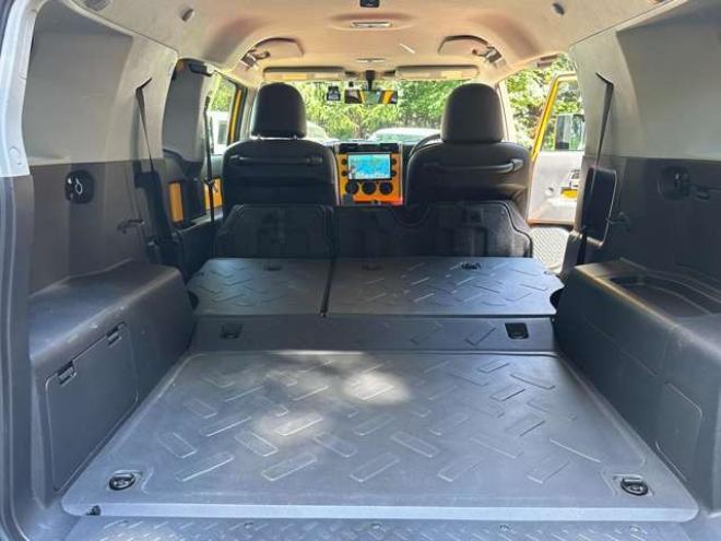 FJクルーザー4.0 カラーパッケージ 4WD　INTREPIDキャンプギアルーフテント　社外10インチナビ　バックカメラ　前後ドラレコ　パワステ　パワーウィンドウ　アルミ　ABS　キーレス　ETC 4000