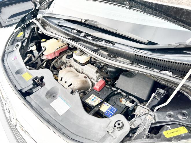 ヴェルファイア2.4Zゴールデンアイズ 4WD ローンが不安な方＜優遇ローン＞本州仕入　純正ナビ　後席モニター　両側パワースライド　電動リアゲート　ハーフレザー　2列目オットマンシート　7人乗り　HID　純正アルミ 4WD 2400 5Dr