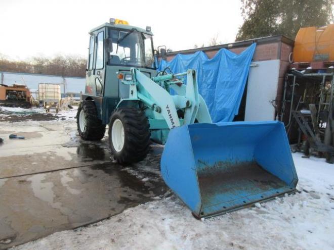 ホイールローダヤンマー　V4-3 4WD 2Dr