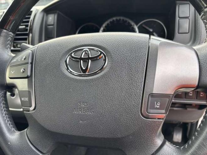 ハイエースバン2.8 スーパーGL ダークプライムII ロングボディ ディーゼルターボ 4WD　モデリスタフロントスポイラー　ワーク18インチAW　8インチナビTV 両側電動パワースライドドア 415COBRAフラットキット(ベッドキット) 2800