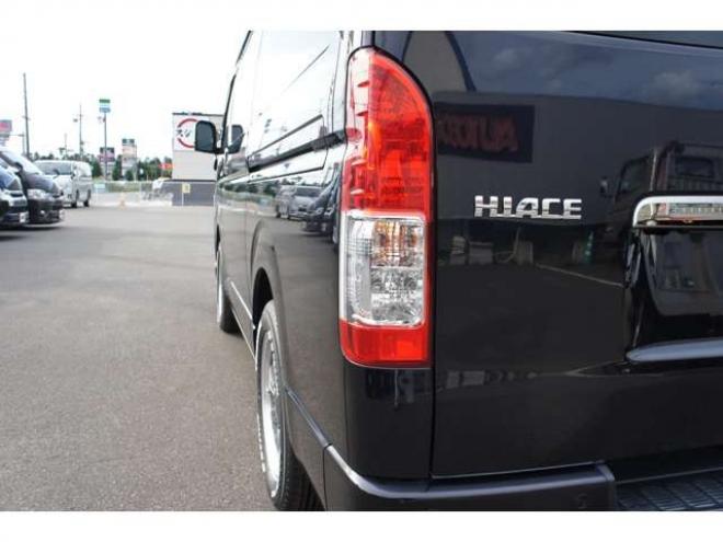 ハイエースバン2.8 スーパーGL ダークプライムII ロングボディ ディーゼルターボ 4WD　415COBRA　クリーンルック3Fスポ&BY2ボンネット&ステージ2ルーフスポ&バッドラッカーIII17インチAW&フラットベッドキット　ヨコハマPARADA17インチ　デジタルインナー　パノラマモニター　両側パワースライドドア 2800