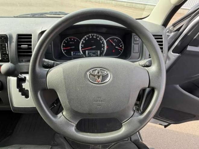 ハイエースバン2.8 DX ロング ディーゼルターボ 4WD　寒冷地仕様　415COBRA　丸目ヘッドライトキット　サファイアフロントリップスポイラー　ENCB16インチアルミ　トーヨーオープンカントリー　リアヒーター　リアエアコン 2800