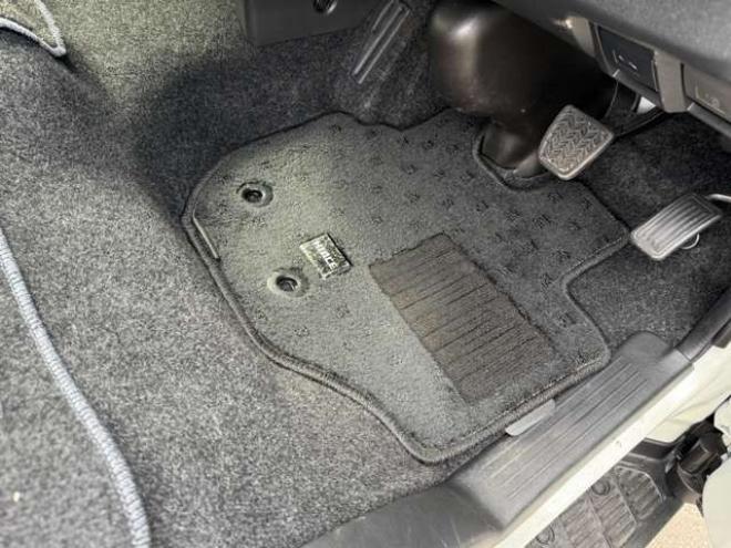 ハイエースバン2.8 スーパーGL ダークプライムII ロングボディ ディーゼルターボ 4WD　ワンオーナー 寒冷地仕様 パノラミックビューモニター デジタルインナーミラー 415COBRA CL-3フロントリップ CL-2サイドステップ　CL-ステップリアバンパー　ステージ2　バッドラッカー18インチアルミ　トーヨーH30 2800