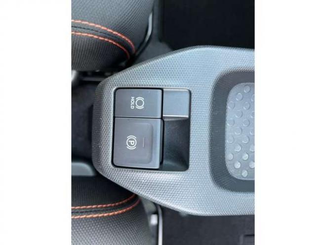 タフトGターボ 4WD　スマートアシスト　スマートキー　プッシュスタート　メモリーナビ　フルセグTV バックカメラ　ガラスルーフ　追従型レーダークルーズ　両席シートヒーター　アイドリングストップ 660