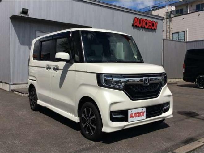 N-BOXカスタム 660 G EX ホンダセンシング 4WD　パワスラ　シートヒーター　スマートキー　プッシュスタート　クルーズコントロール　ホンダ純正ナビ　バックカメラ　電動格納ミラー　横滑り防止装置　車線逸脱防止　衝突被害軽減システム　オートライト　ETC 660