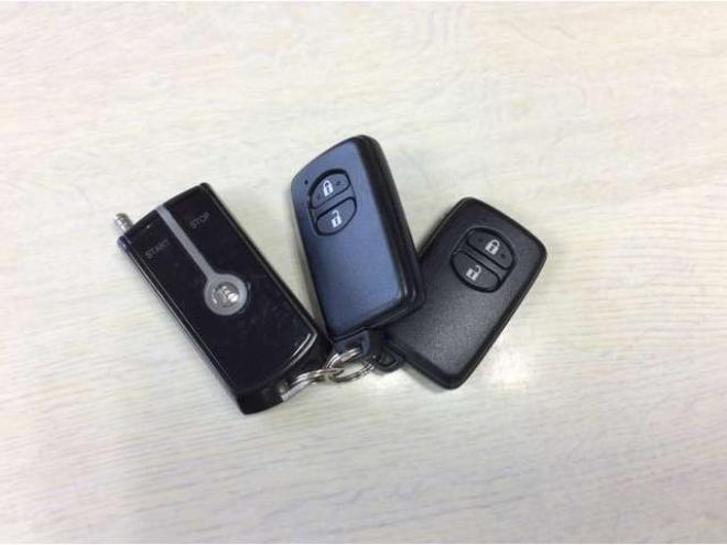 アクア1.5 S　プッシュスタート　スマートキー　純正ナビ7インチ　フルセグTV　Bluetooth　CD/DVD　FM/AM　フルオートエアコン　電動格納ミラー 2WD 1500