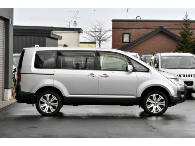 デリカD:5　Dパワーパッケージ　4WD　本州仕入　前期・最終型　アルパインナビ　両側電動スライドドア　シートヒーター　純正フロントプロテクター　エンジンマウント交換済